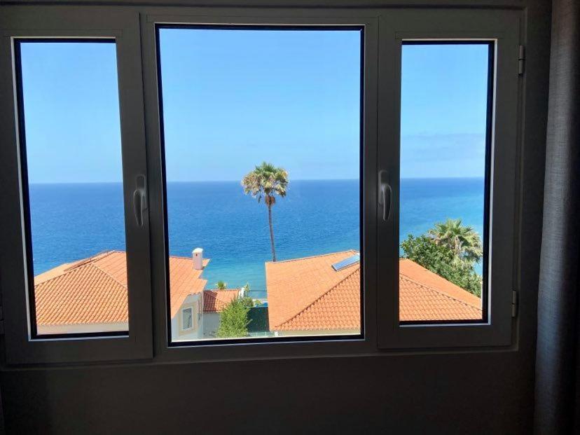 Ocean Cliffs Apartments Funchal  Ngoại thất bức ảnh